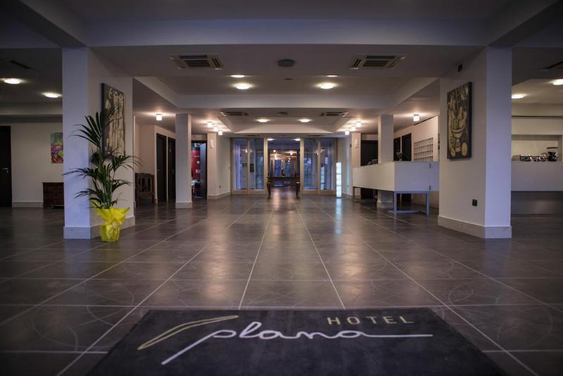 Hotel Plana Castel Volturno Zewnętrze zdjęcie
